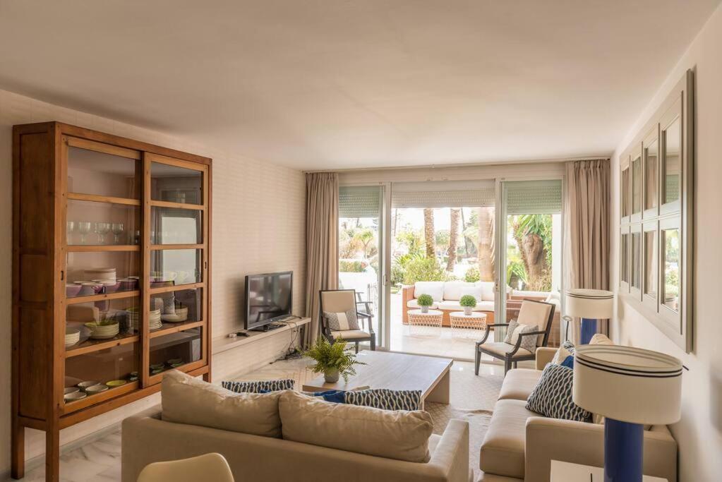 Alcazaba Beach Apartment 에스테포나 외부 사진